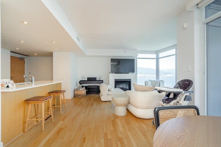 Photo 16 at 1904 - 1205 W Hastings Street, Coal Harbour, Vancouver West