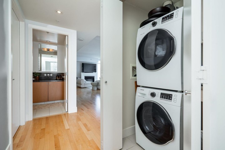 Photo 37 at 1904 - 1205 W Hastings Street, Coal Harbour, Vancouver West