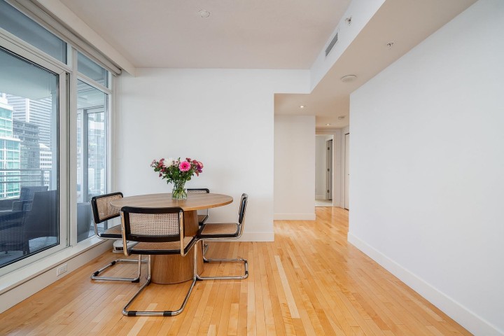 Photo 11 at 1904 - 1205 W Hastings Street, Coal Harbour, Vancouver West