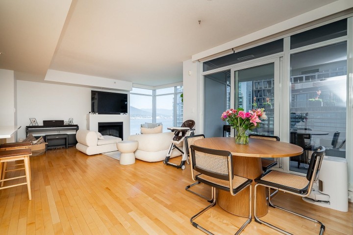 Photo 8 at 1904 - 1205 W Hastings Street, Coal Harbour, Vancouver West