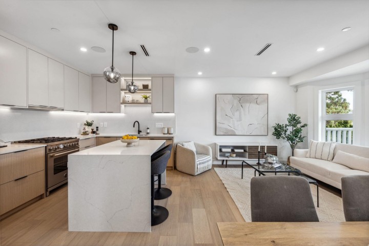 Photo 16 at 3381 Victoria Drive, Victoria VE, Vancouver East