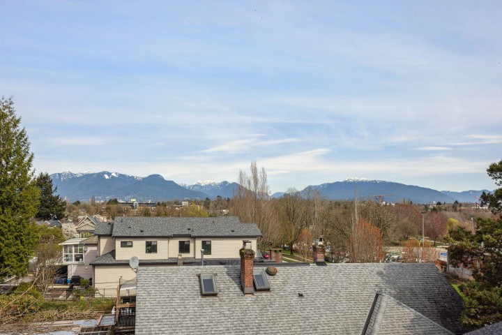 Photo 28 at 3381 Victoria Drive, Victoria VE, Vancouver East