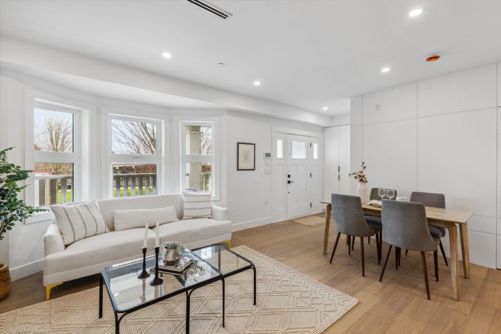 Photo 9 at 3381 Victoria Drive, Victoria VE, Vancouver East