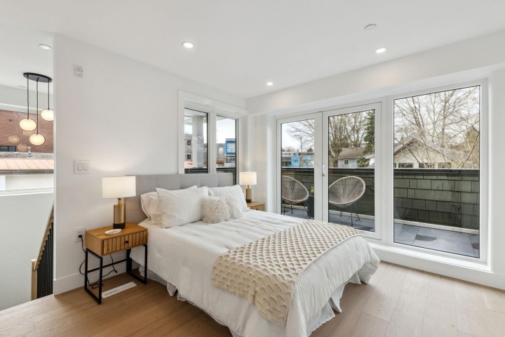 Photo 23 at 3383 Victoria Drive, Victoria VE, Vancouver East