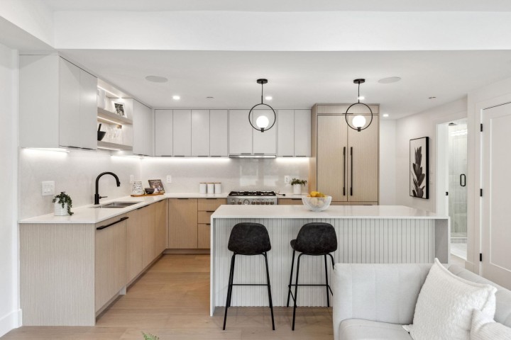 Photo 12 at 3383 Victoria Drive, Victoria VE, Vancouver East