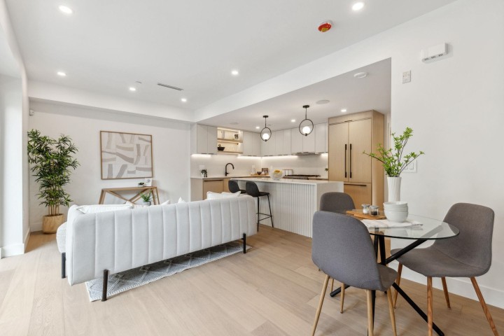 Photo 9 at 3383 Victoria Drive, Victoria VE, Vancouver East