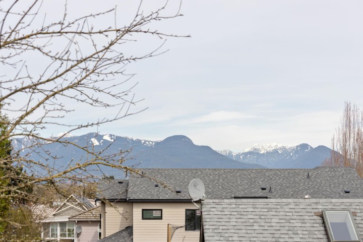 Photo 34 at 3383 Victoria Drive, Victoria VE, Vancouver East