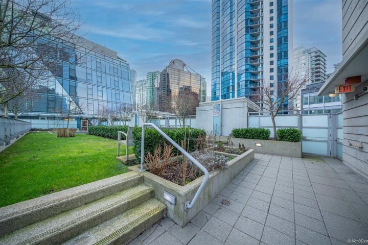 Photo 12 at 508 - 1477 W Pender Street, Coal Harbour, Vancouver West