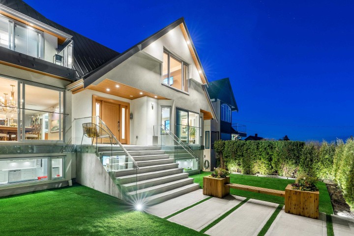 Photo 27 at 1388 21st Street, Ambleside, West Vancouver