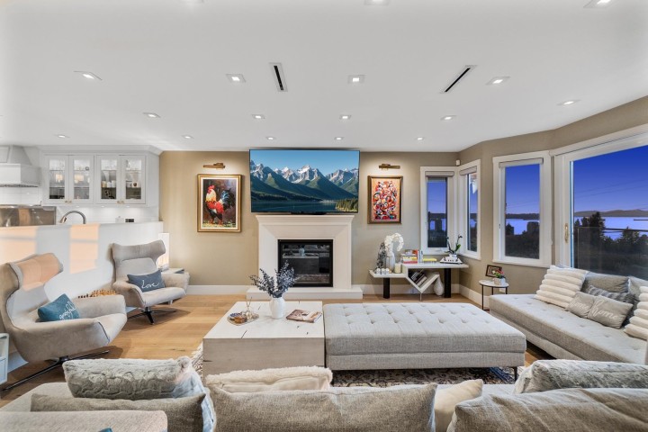 Photo 11 at 1388 21st Street, Ambleside, West Vancouver