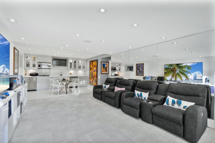 Photo 21 at 1388 21st Street, Ambleside, West Vancouver