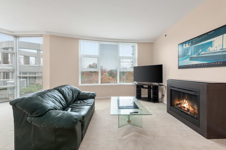 Photo 3 at 201 - 1788 W Georgia Street, West End VW, Vancouver West