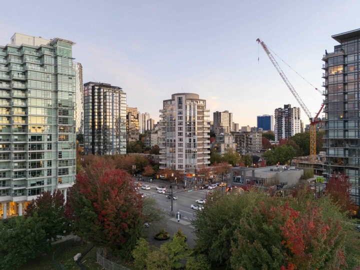 Photo 32 at 201 - 1788 W Georgia Street, West End VW, Vancouver West