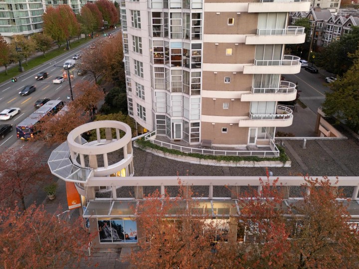 Photo 35 at 201 - 1788 W Georgia Street, West End VW, Vancouver West