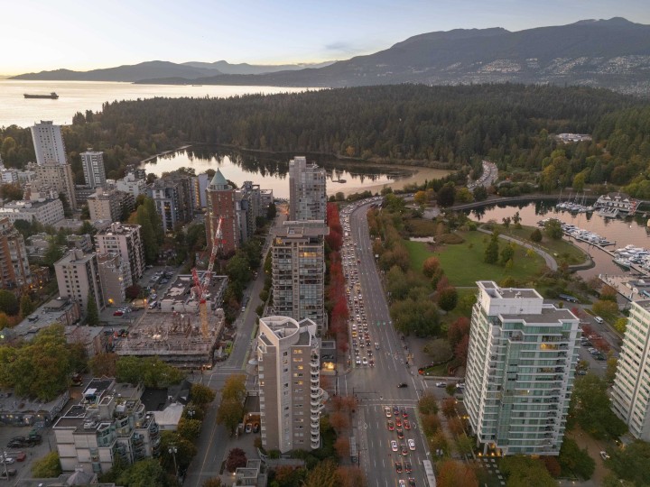 Photo 39 at 201 - 1788 W Georgia Street, West End VW, Vancouver West