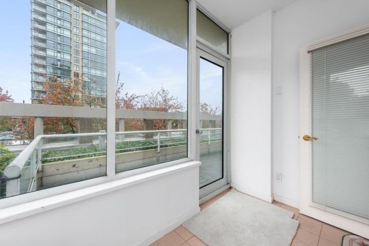 Photo 21 at 201 - 1788 W Georgia Street, West End VW, Vancouver West