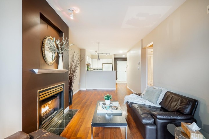 Photo 6 at PH17 - 760 Kingsway, Fraser VE, Vancouver East