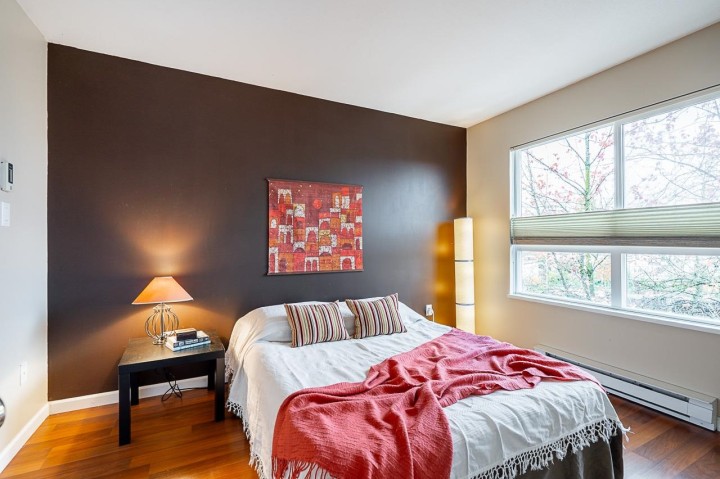 Photo 14 at PH17 - 760 Kingsway, Fraser VE, Vancouver East