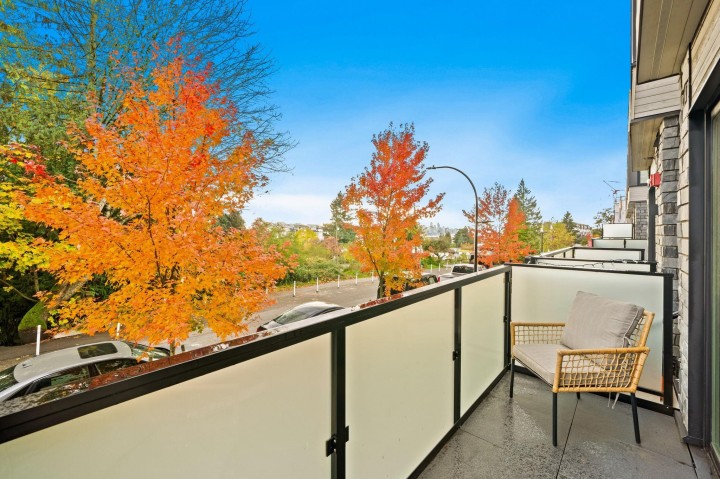 Photo 2 at 107 - 650 E 2nd Street, Lower Lonsdale, North Vancouver