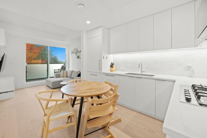 Photo 12 at 107 - 650 E 2nd Street, Lower Lonsdale, North Vancouver