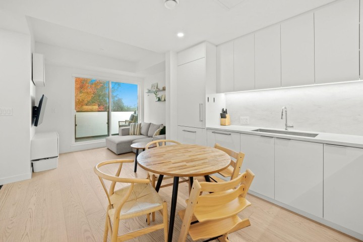 Photo 7 at 107 - 650 E 2nd Street, Lower Lonsdale, North Vancouver