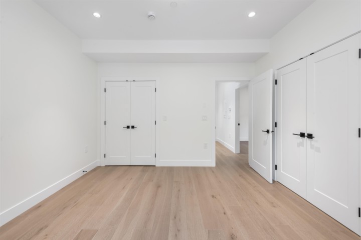 Photo 32 at 1 - 878 E 37 Avenue, Fraser VE, Vancouver East