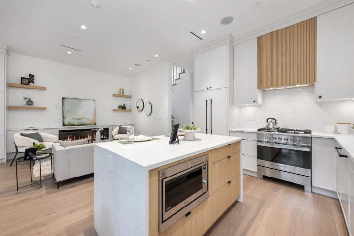 Photo 20 at 1 - 878 E 37 Avenue, Fraser VE, Vancouver East