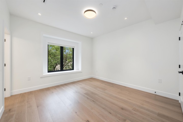 Photo 30 at 1 - 878 E 37 Avenue, Fraser VE, Vancouver East