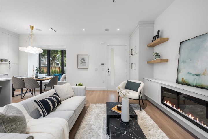 Photo 14 at 1 - 878 E 37 Avenue, Fraser VE, Vancouver East