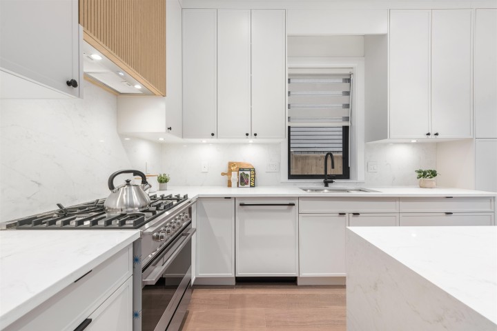 Photo 21 at 1 - 878 E 37 Avenue, Fraser VE, Vancouver East