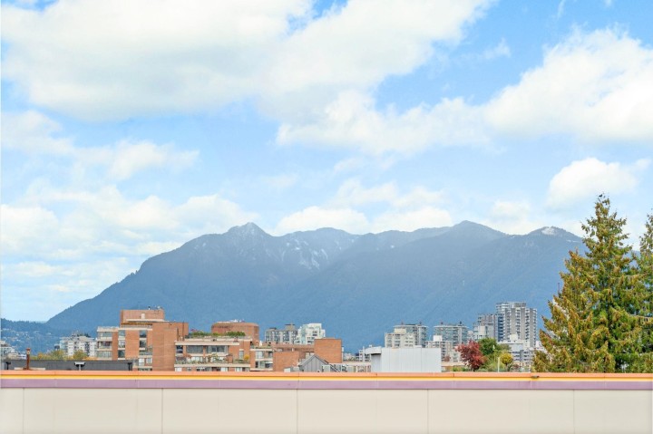 Photo 24 at 425 - 2008 Pine Street, False Creek, Vancouver West