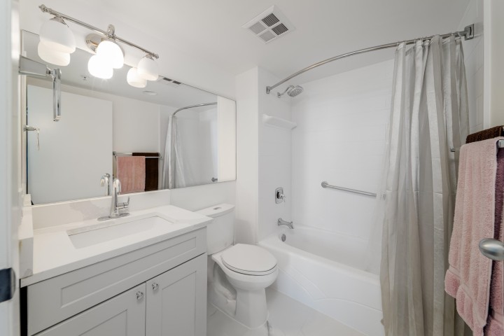 Photo 12 at 1808 - 1188 Howe Street, Downtown VW, Vancouver West