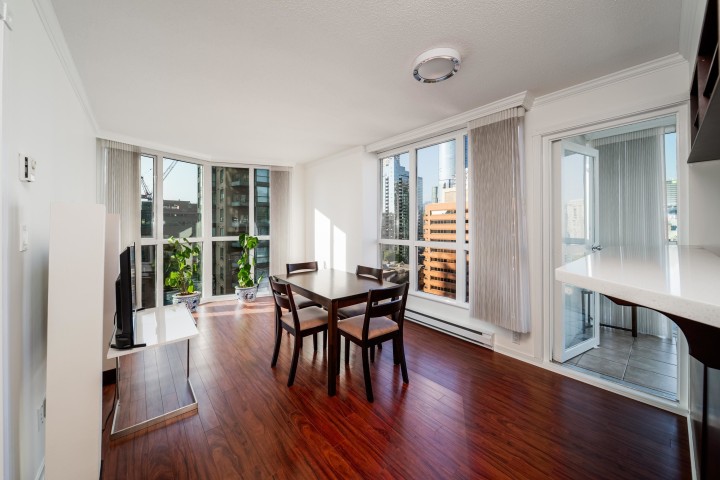 Photo 4 at 1808 - 1188 Howe Street, Downtown VW, Vancouver West