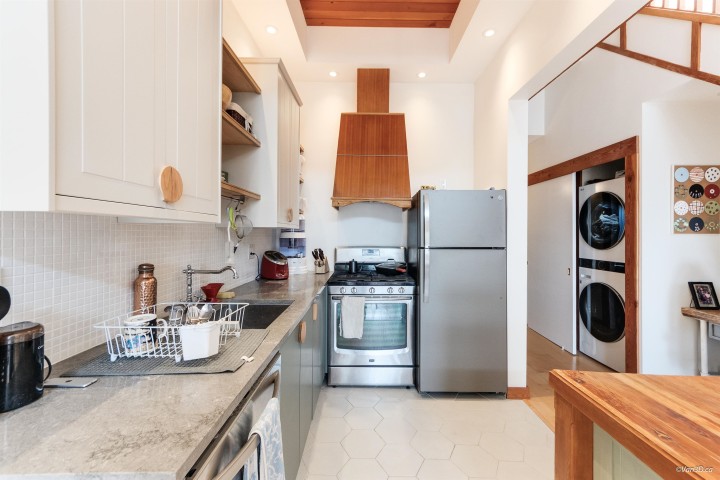 Photo 11 at 307 - 980 W 22nd Avenue, Cambie, Vancouver West