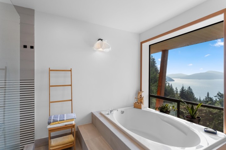 Photo 27 at 270 Mountain Drive, Lions Bay, West Vancouver
