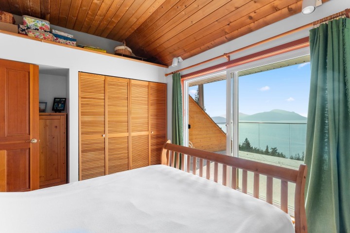 Photo 17 at 270 Mountain Drive, Lions Bay, West Vancouver