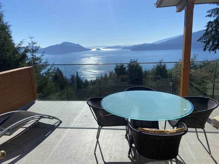 Photo 1 at 270 Mountain Drive, Lions Bay, West Vancouver