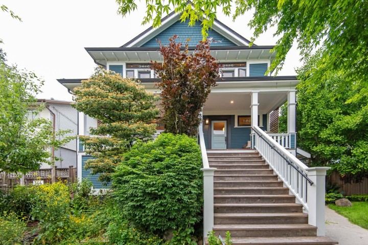 Photo 3 at 346 E 5th Street, Lower Lonsdale, North Vancouver
