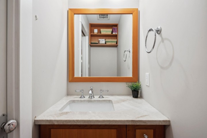 Photo 32 at 346 E 5th Street, Lower Lonsdale, North Vancouver