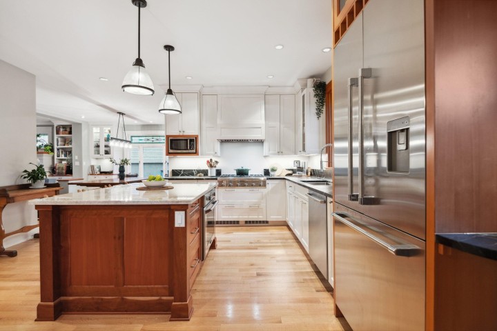 Photo 15 at 346 E 5th Street, Lower Lonsdale, North Vancouver