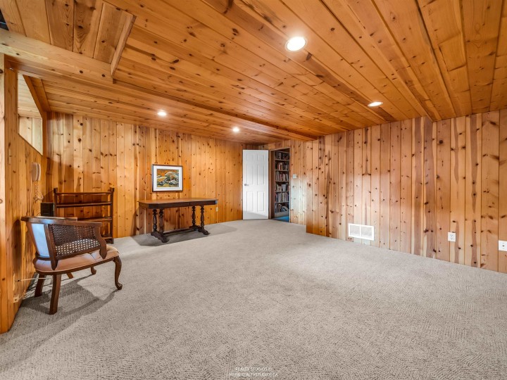 Photo 26 at 865 Margaree Place, Cedardale, West Vancouver