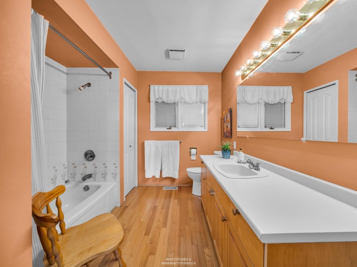 Photo 24 at 865 Margaree Place, Cedardale, West Vancouver