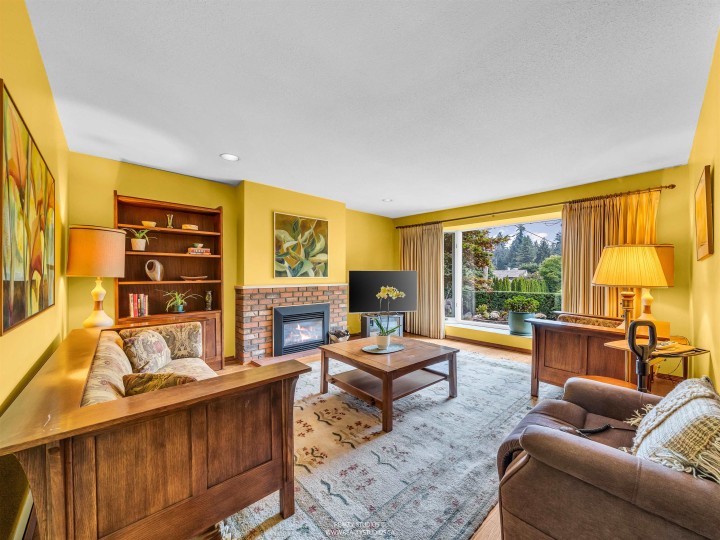 Photo 14 at 865 Margaree Place, Cedardale, West Vancouver