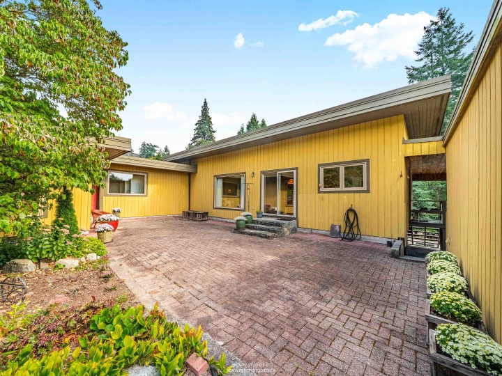 Photo 35 at 865 Margaree Place, Cedardale, West Vancouver