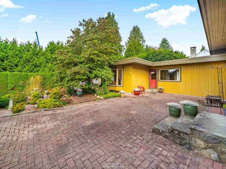 Photo 31 at 865 Margaree Place, Cedardale, West Vancouver