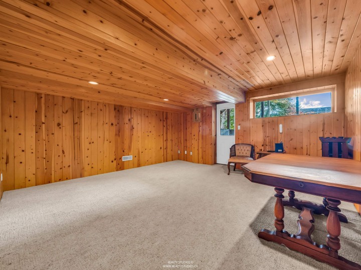 Photo 25 at 865 Margaree Place, Cedardale, West Vancouver