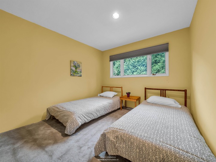 Photo 21 at 865 Margaree Place, Cedardale, West Vancouver