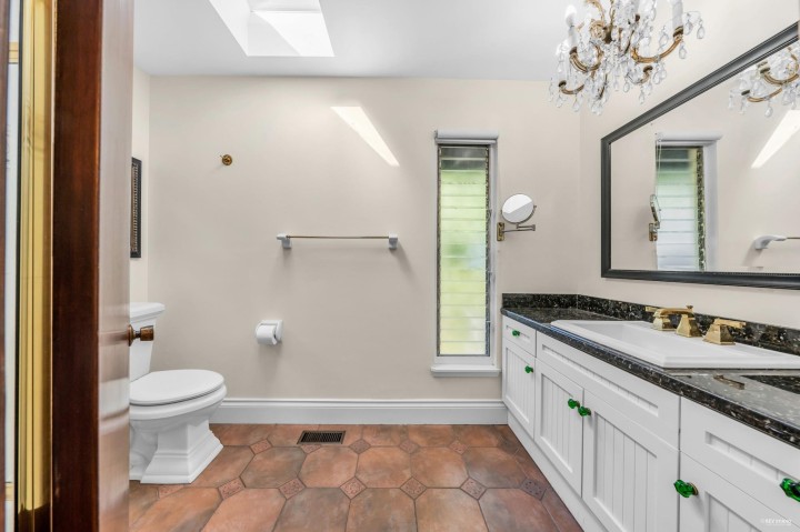 Photo 6 at 3845 Bayridge Avenue, Bayridge, West Vancouver