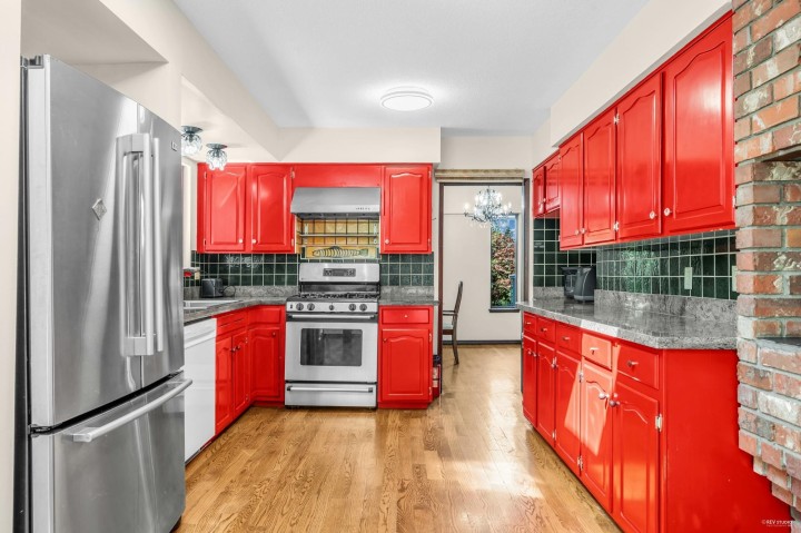 Photo 22 at 3845 Bayridge Avenue, Bayridge, West Vancouver