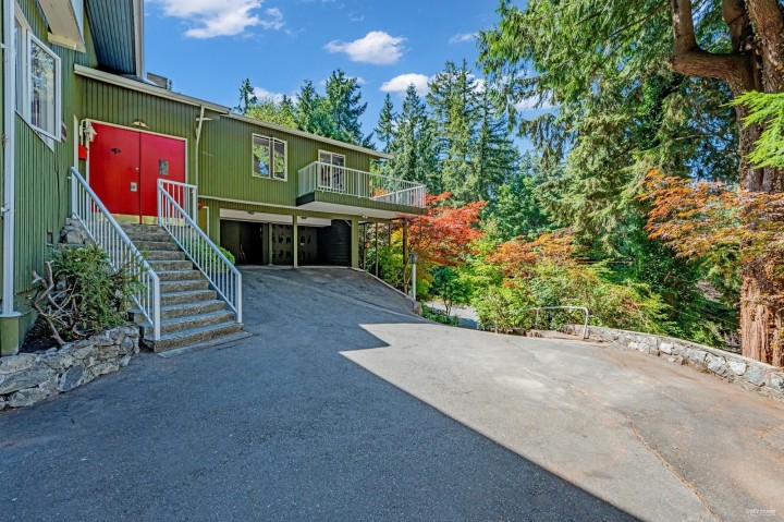 Photo 34 at 3845 Bayridge Avenue, Bayridge, West Vancouver